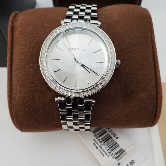 Michael Kors Accessories - *NWT* Michael Kors womens Darcy Watch
